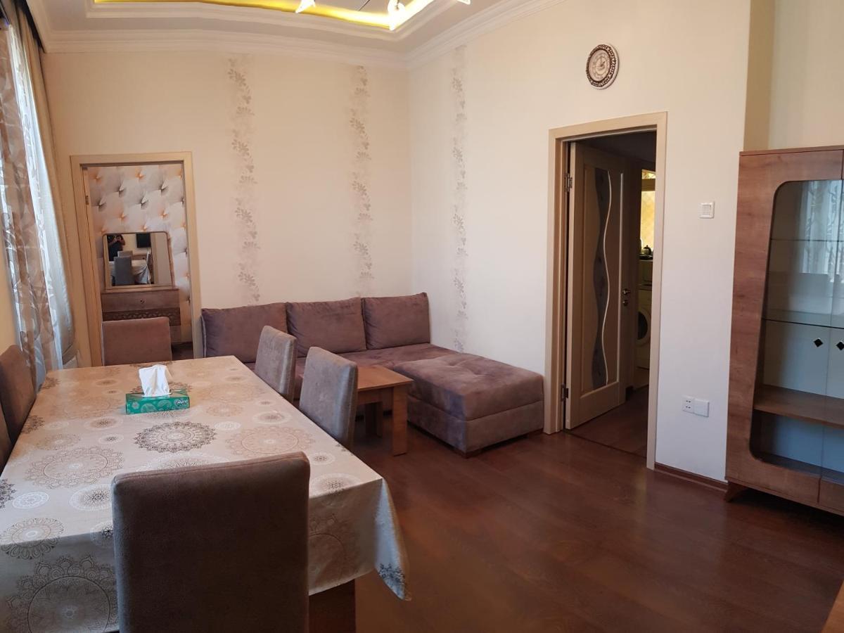 Central Baku Luxury Apartment On Nizami Street Zewnętrze zdjęcie